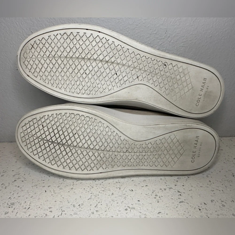 COLE HAAN Grand Crosscourt Scallop Slip-On Leather Shoes Women's Size 9B - Picture 10 of 10